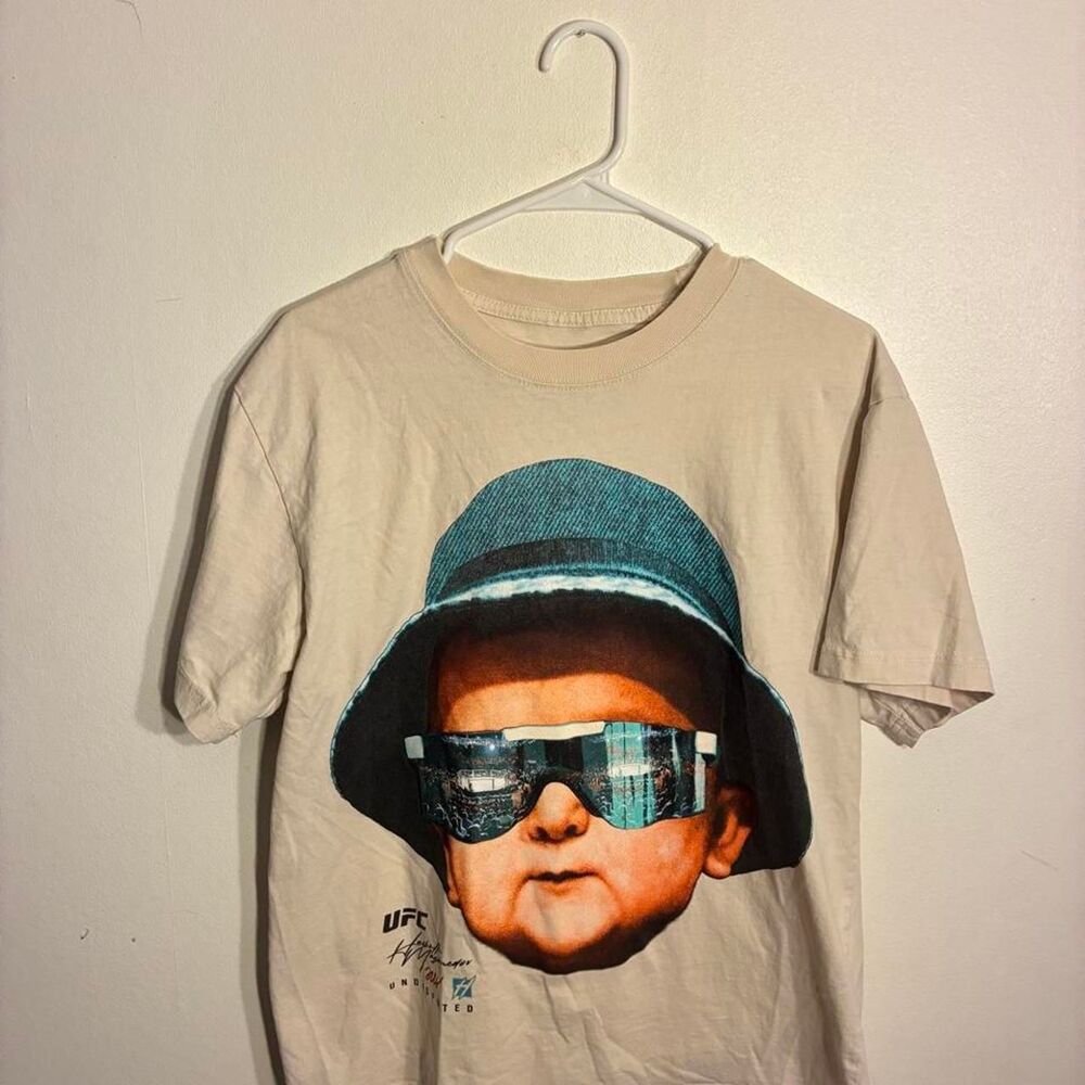 Ufc Men's Cream and Tan T-shirt